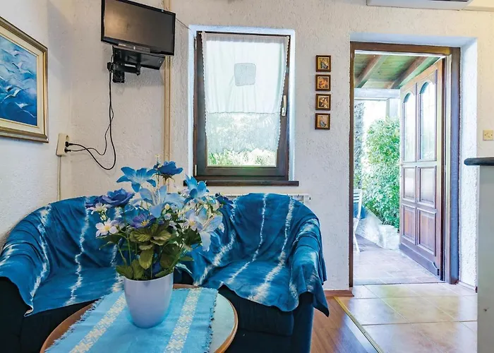 Amazing In Novigrad With Wifi Novigrad Istria