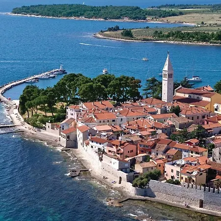 Stunning In Novigrad With Wifi *